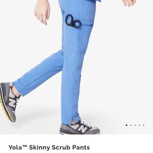 FIGS Yola Skinny Scrub Pants